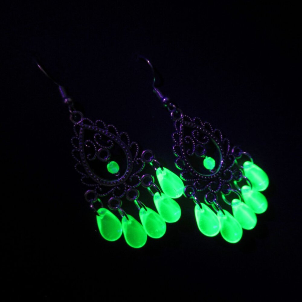 UG Drop dangle earrings - Picture 3 of 12